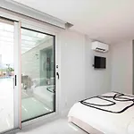 Muse Hotel